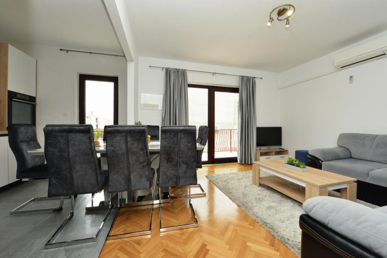 Apartmani Ivan Kaštela Eksteriør bilde
