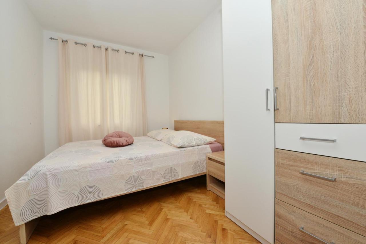 Apartmani Ivan Kaštela Eksteriør bilde