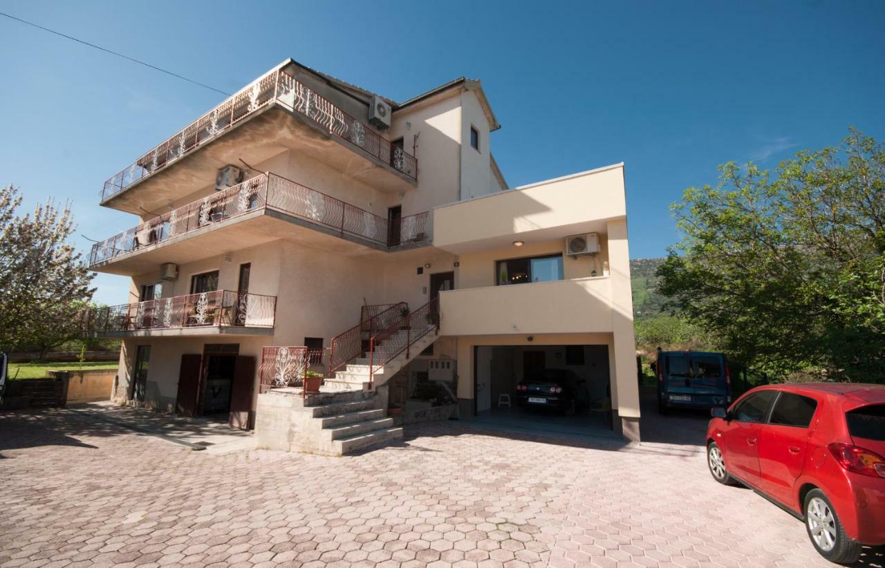 Apartmani Ivan Kaštela Eksteriør bilde
